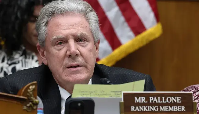 Top Democrat investigates No Surprises arbiters